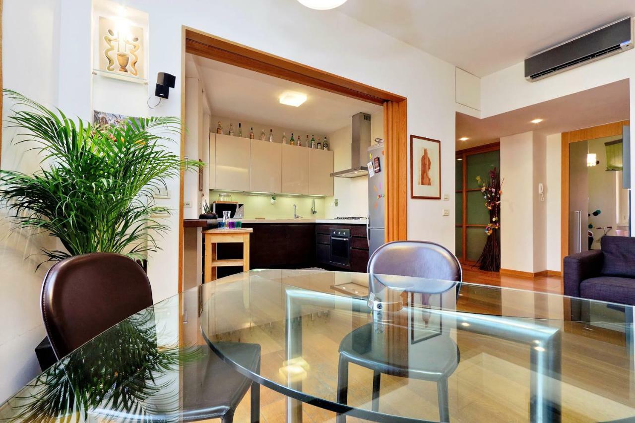 Angelico Family Apartment Рим Екстериор снимка